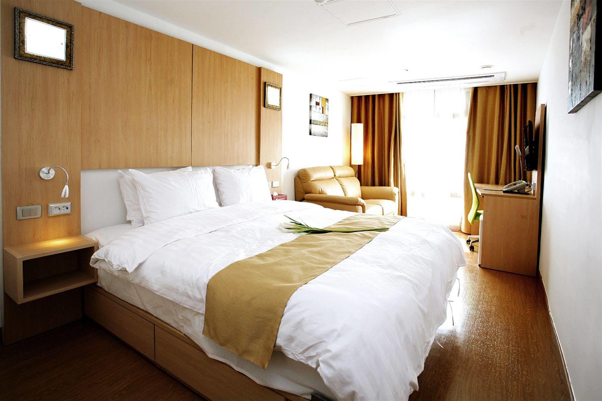 Gunsan Apple Tree Hotel Luaran gambar