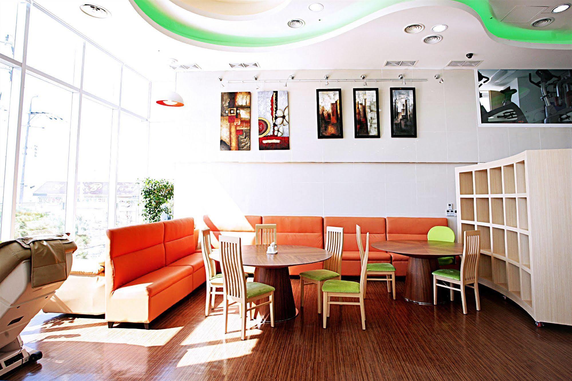 Gunsan Apple Tree Hotel Luaran gambar