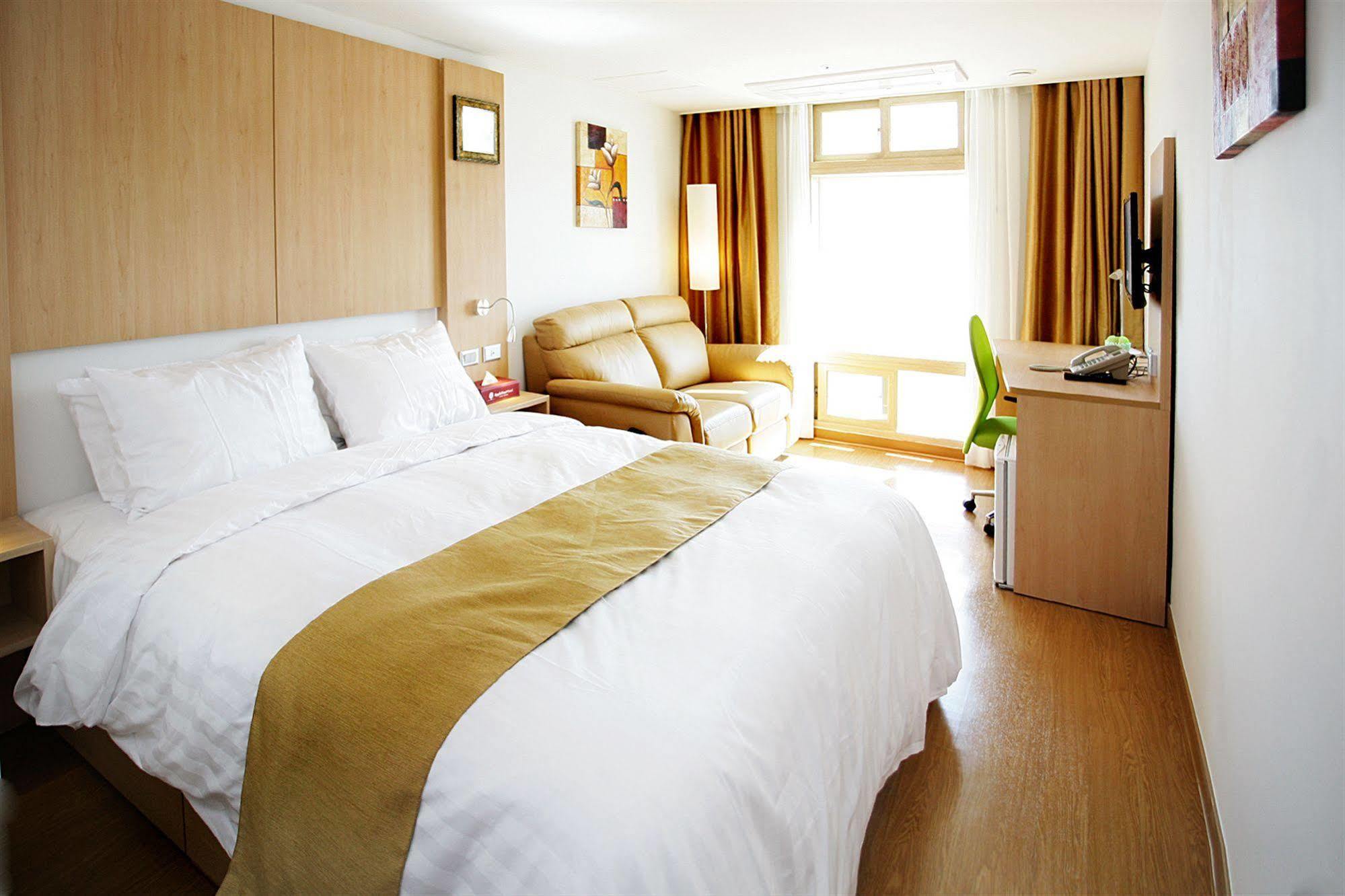Gunsan Apple Tree Hotel Luaran gambar